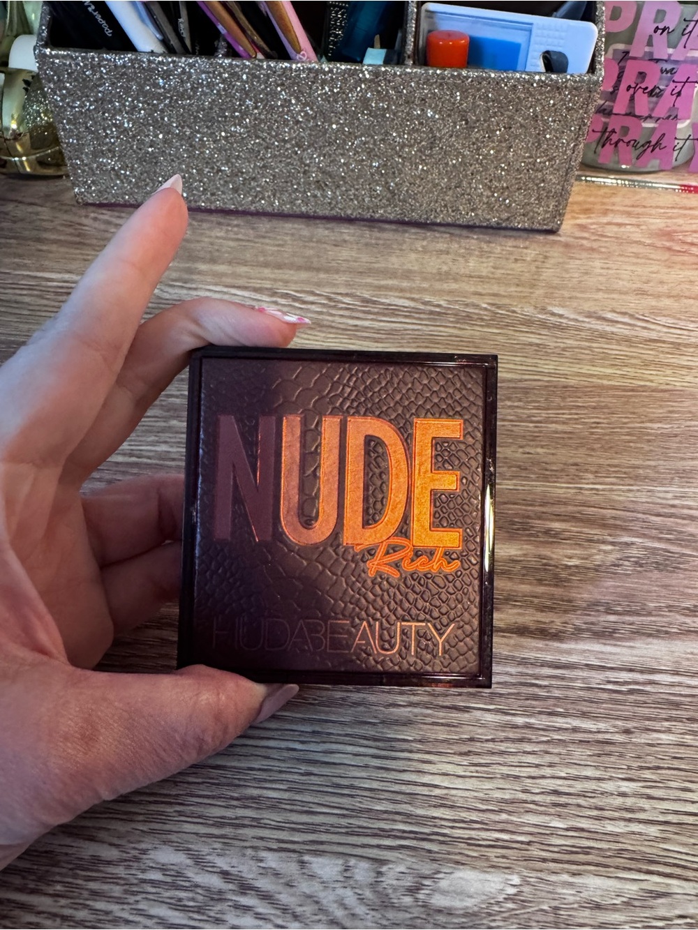 HUDA BEAUTY Nude Obsessions Eyeshadow Palette - Brown & Copper